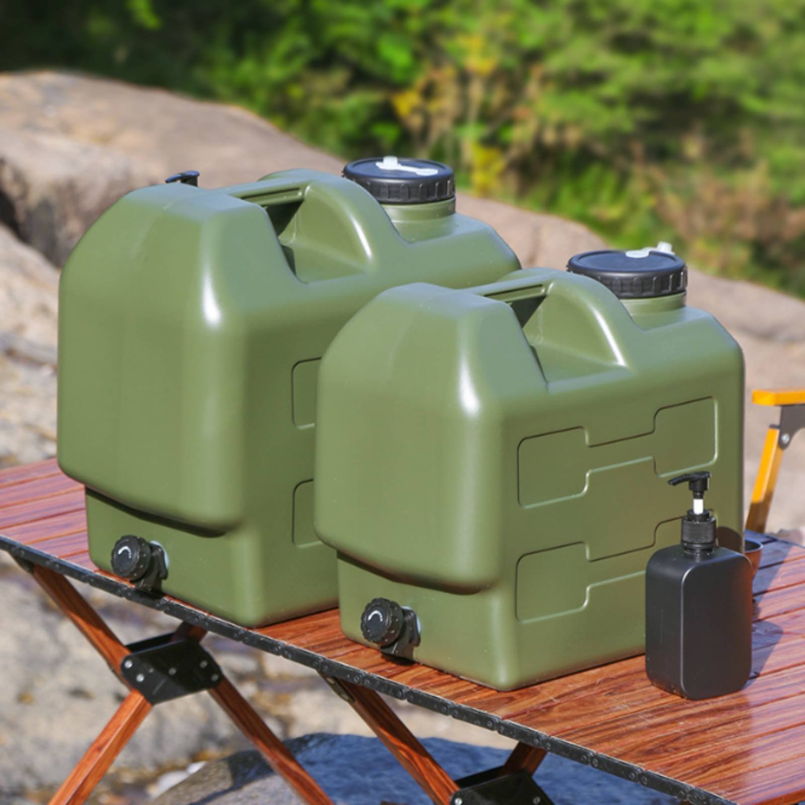 حاوية مياه مع صنبور، مصنوعة من - مراجعة Outdoor Camping Food وسعره