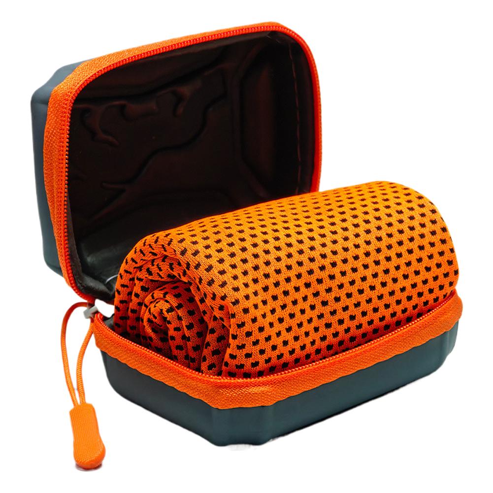 منشفة تبريد رياضية مع صندوق تخ - مراجعة Camp Towel Microfiber وسعره